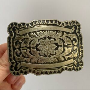 Silver Toned Belt Buckle Rectangular With Filligree & Floral Design